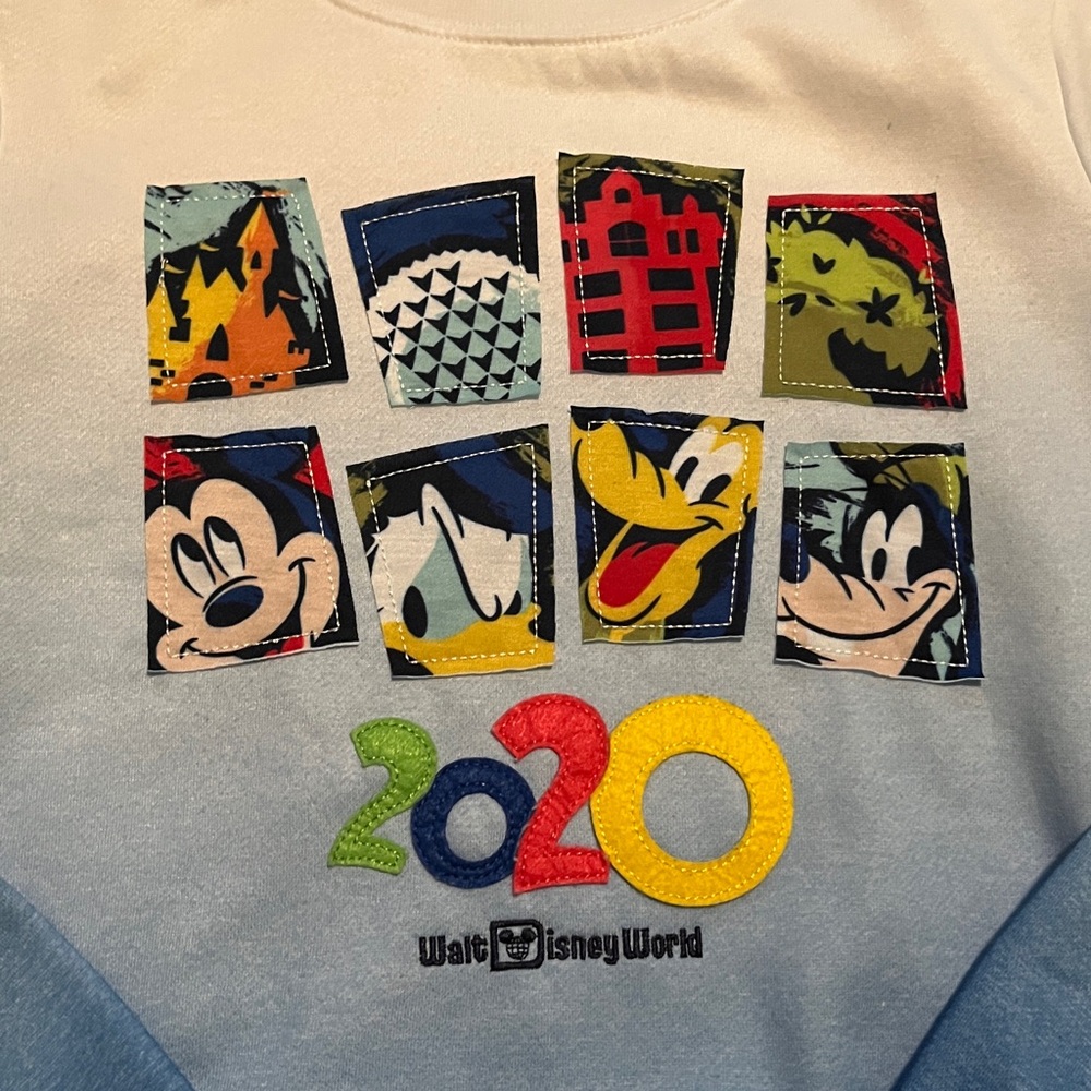 Disney 2020 Sweatshirt - Picture 3 of 4